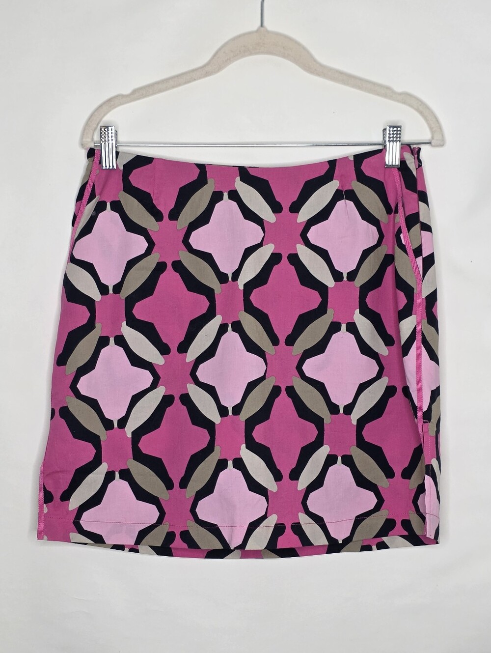 Golftini Golf Skort with Pockets Size 6L Pink and Black Abstract Print Back Zip